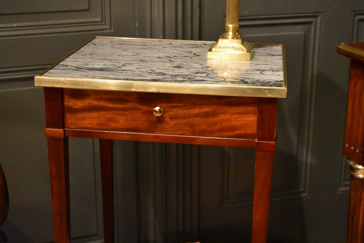 Mahogany Side Table-photo-4