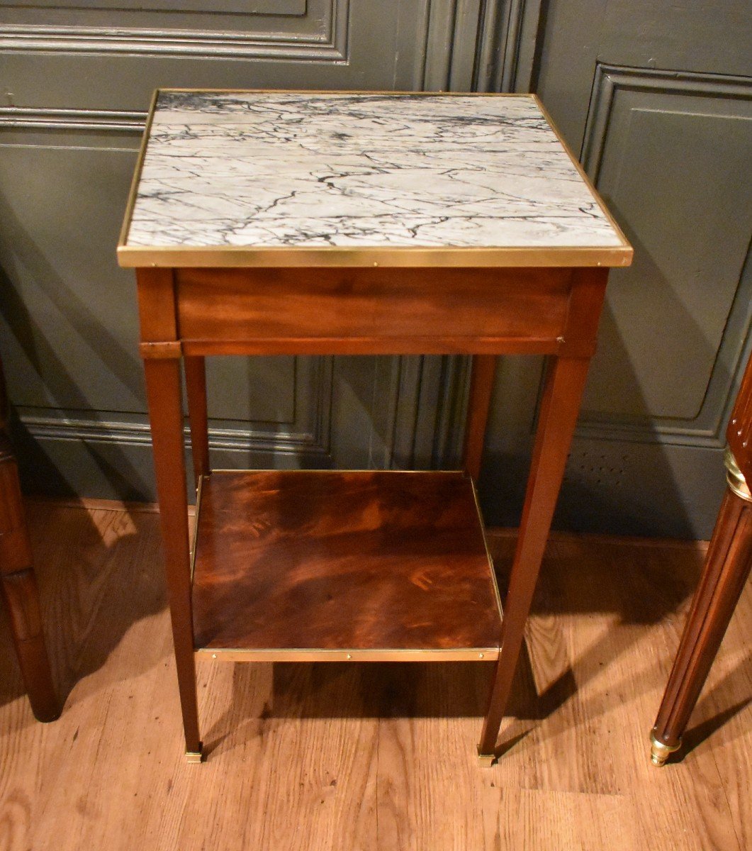 Mahogany Side Table-photo-6