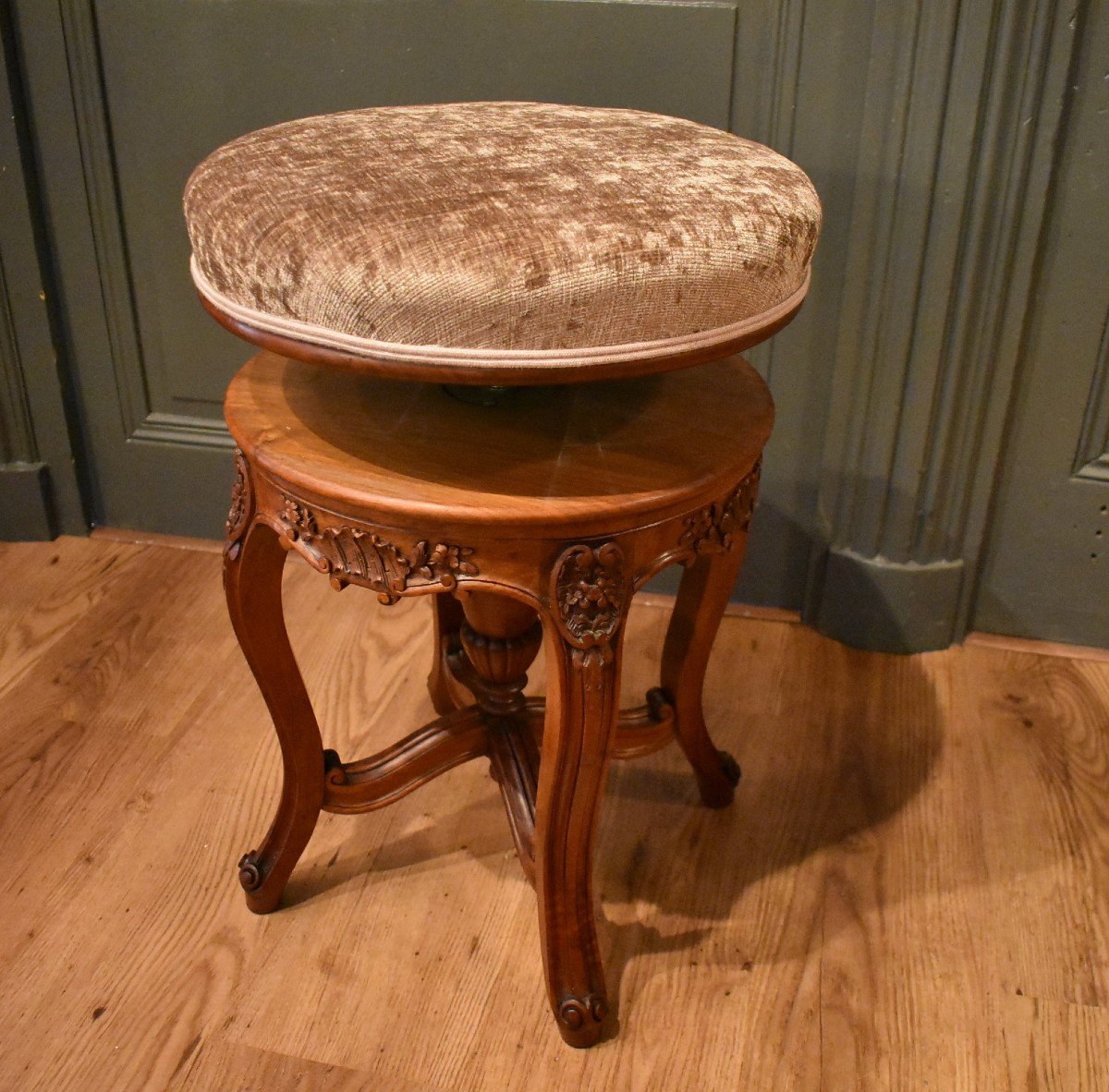 Tabouret Rond En Noyer-photo-1