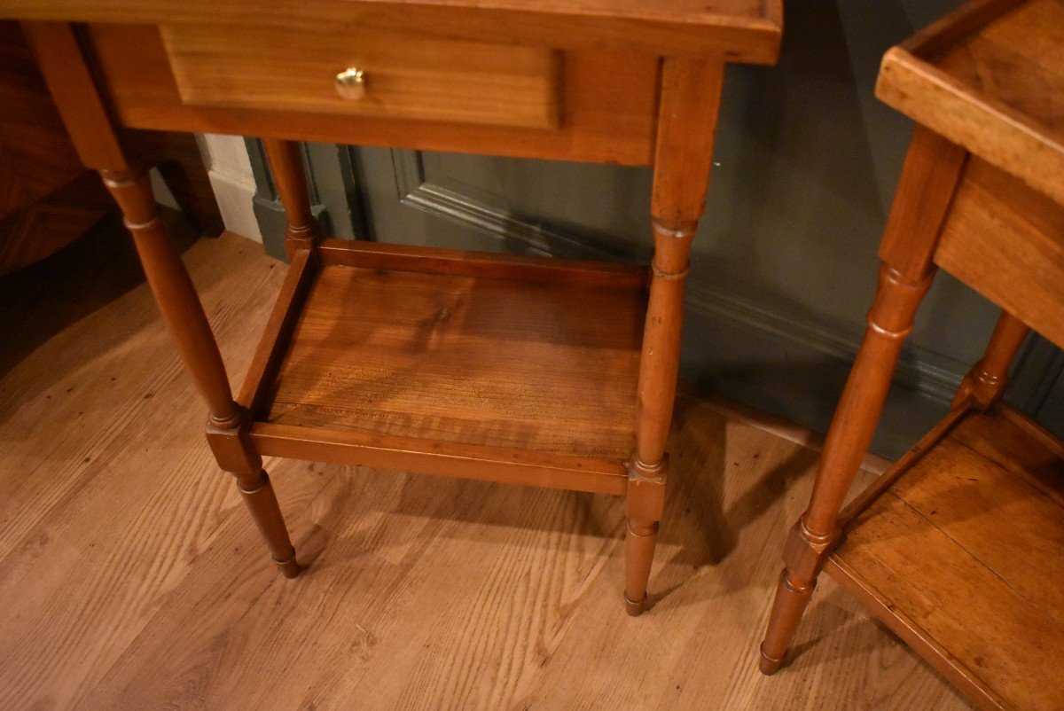 Pair Of Small Walnut Tables-photo-3