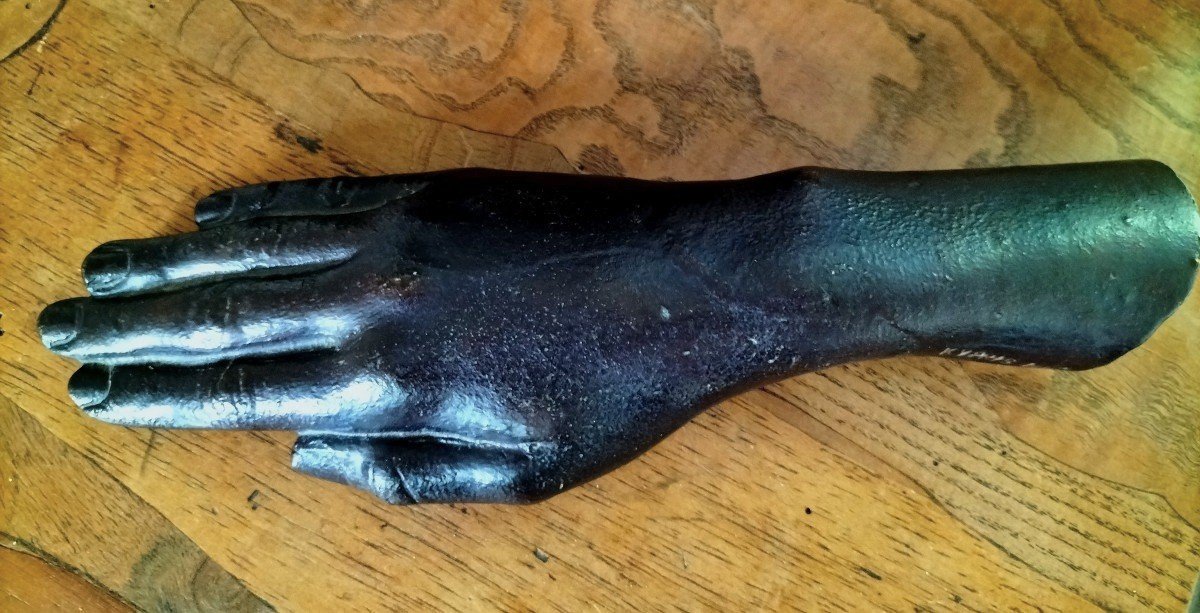 Hyper Realistic Bronze Hand Yorgos Kypris-photo-3