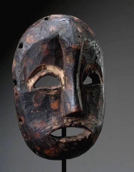 Kumu Mbuti Mask Early 20th Century-photo-3