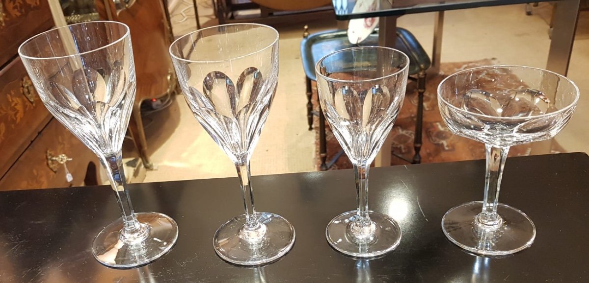 Saint Louis, Set Of 35 Crystal Glasses Model Bristol, Twentieth.-photo-2
