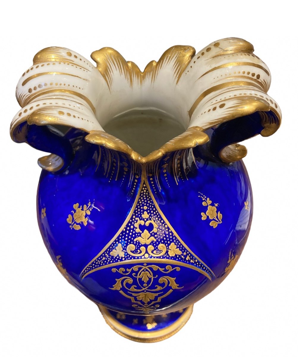 Vase En Porcelaine, Fin XIXe Siècle -photo-1