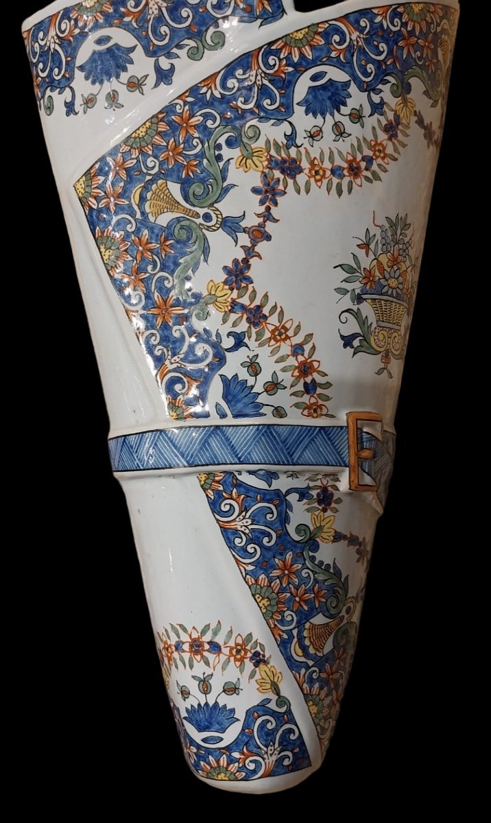 Porquier - Beautiful, Cornet d'Applique, Bouquetière In Earthenware From Quimper, 19th Century.-photo-2