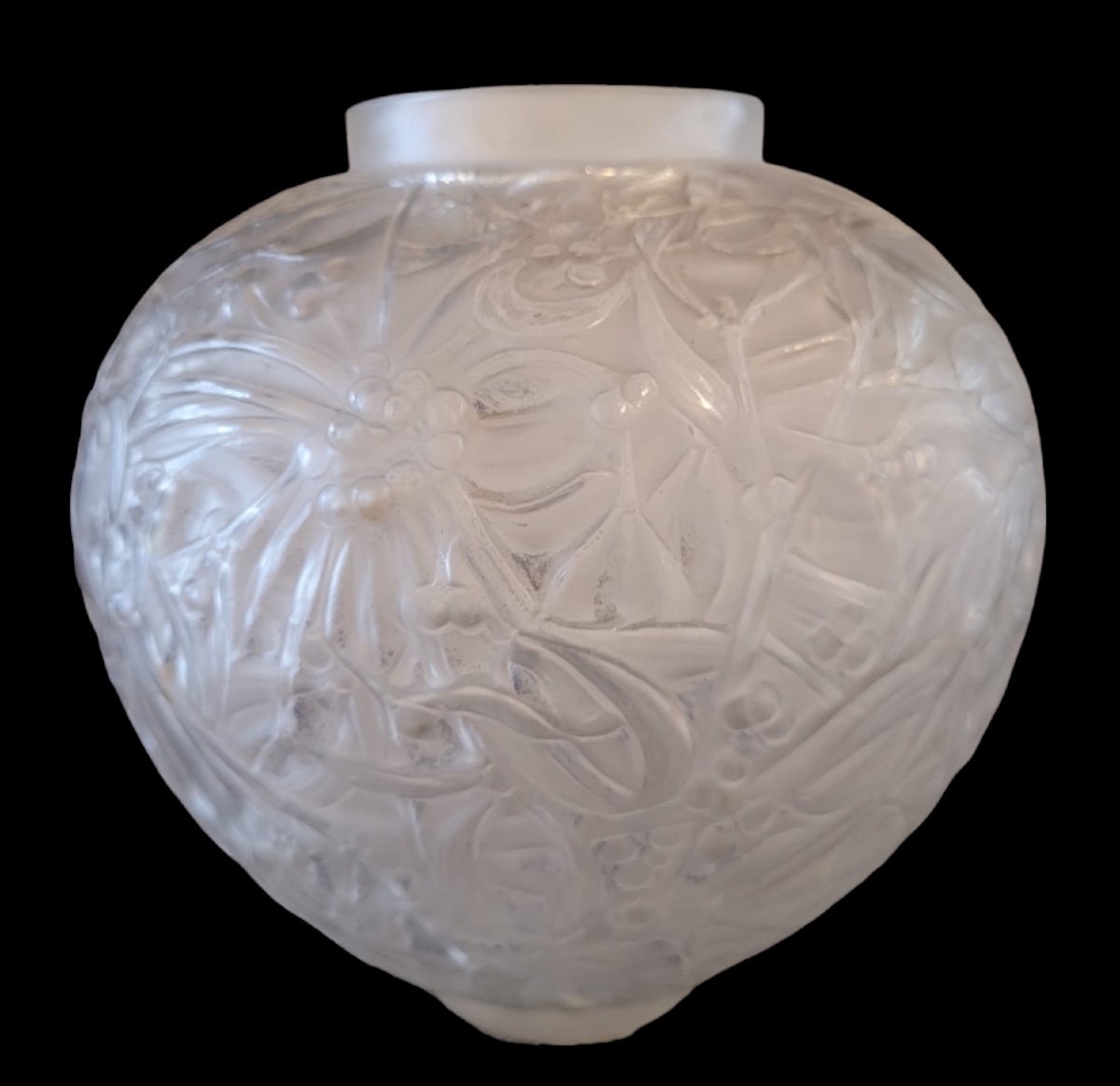 René Lalique  (1860-1945) , Gui Vase, 20th-photo-2