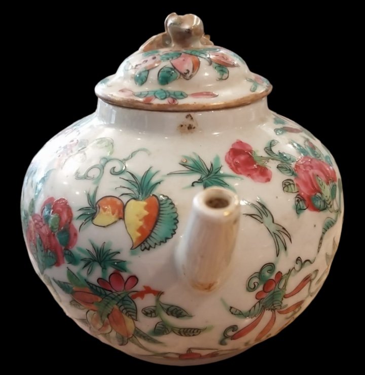 Canton Porcelain Teapot, 19th Century.-photo-3