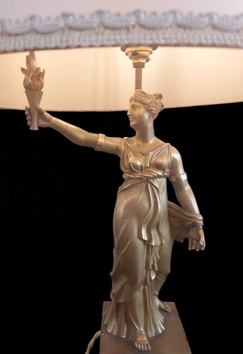 Lampe, Femme à L’antique En Bronze Doré, Début XIXe.-photo-3