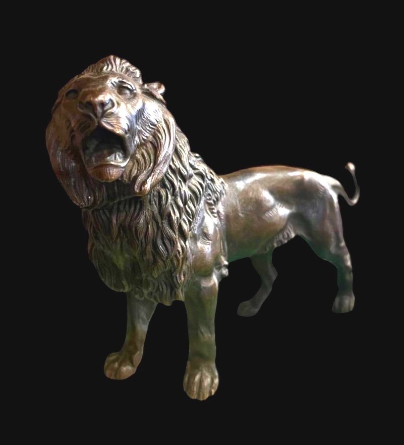 Lion, Bronze massif, XXe