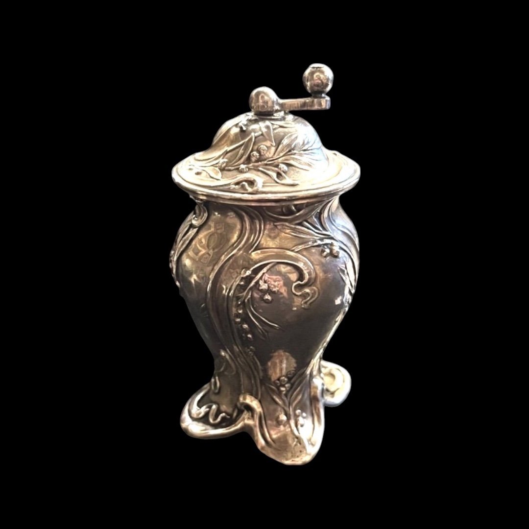 Solid Silver Pepper Shaker, Art Nouveau