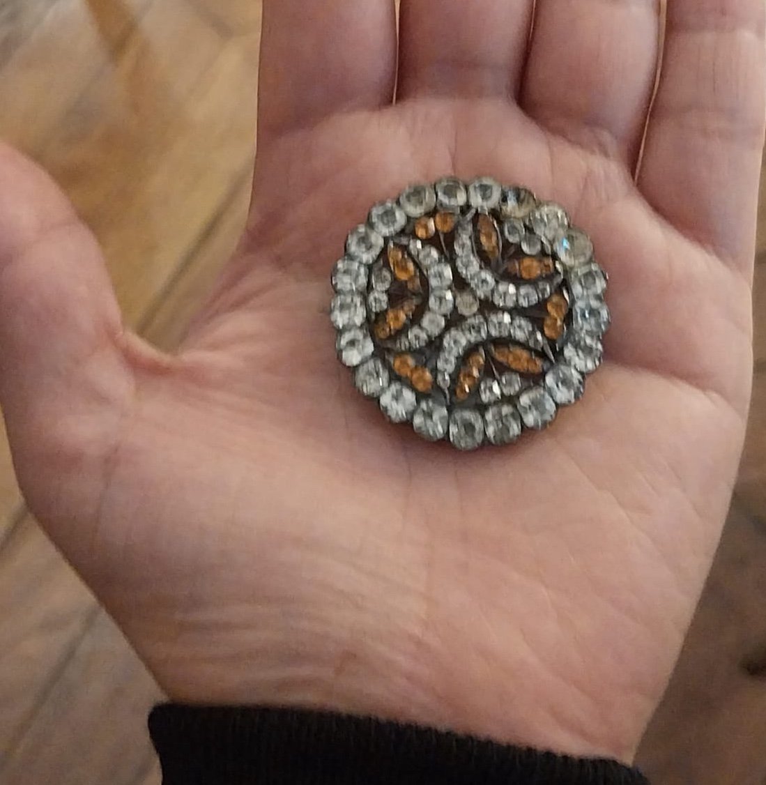 18th Century Button Converted Into A Brooch-photo-4