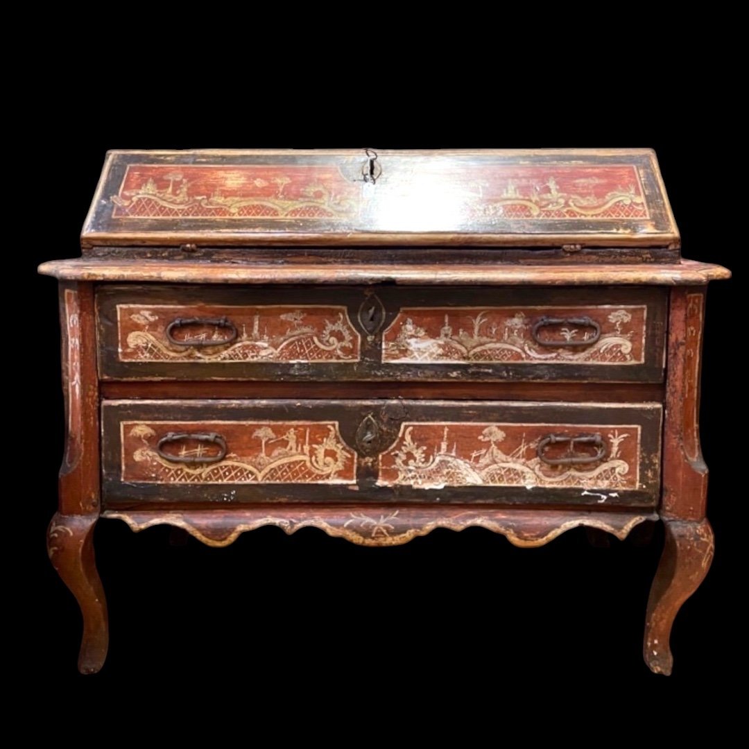 Italian Chest Of Drawers With Polychrome Painting - 19th Century