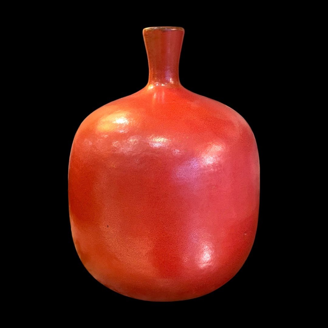 Vase en Céramique de couleur rouge