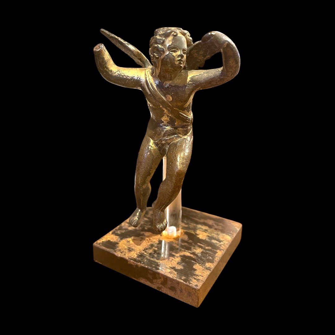 Sculpture d&rsquo;un Ange ail&eacute;, Bronze dor&eacute;, XVIIe si&egrave;cle 