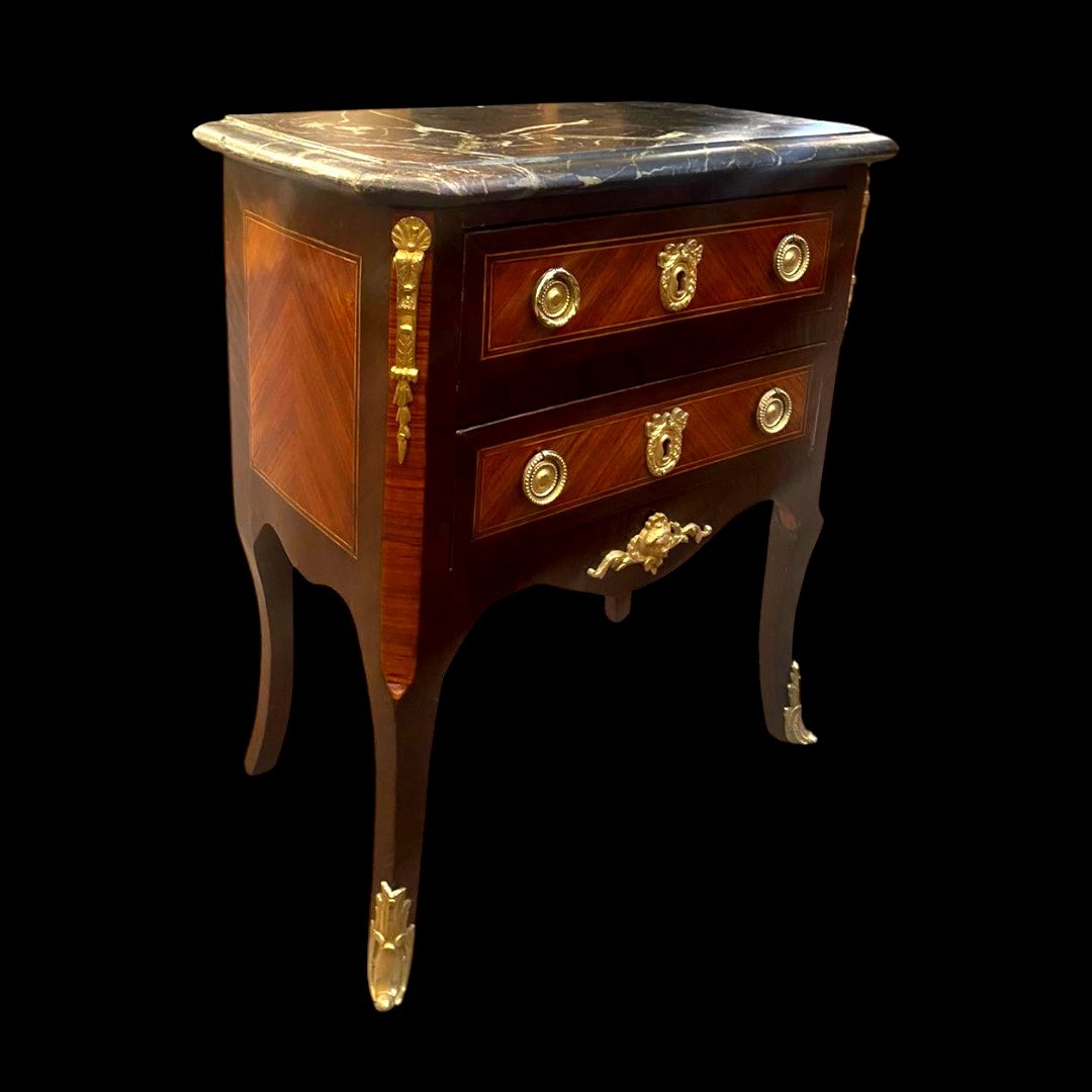 Master's Chest Of Drawers With Its Transitional Style Marble, 19th Century