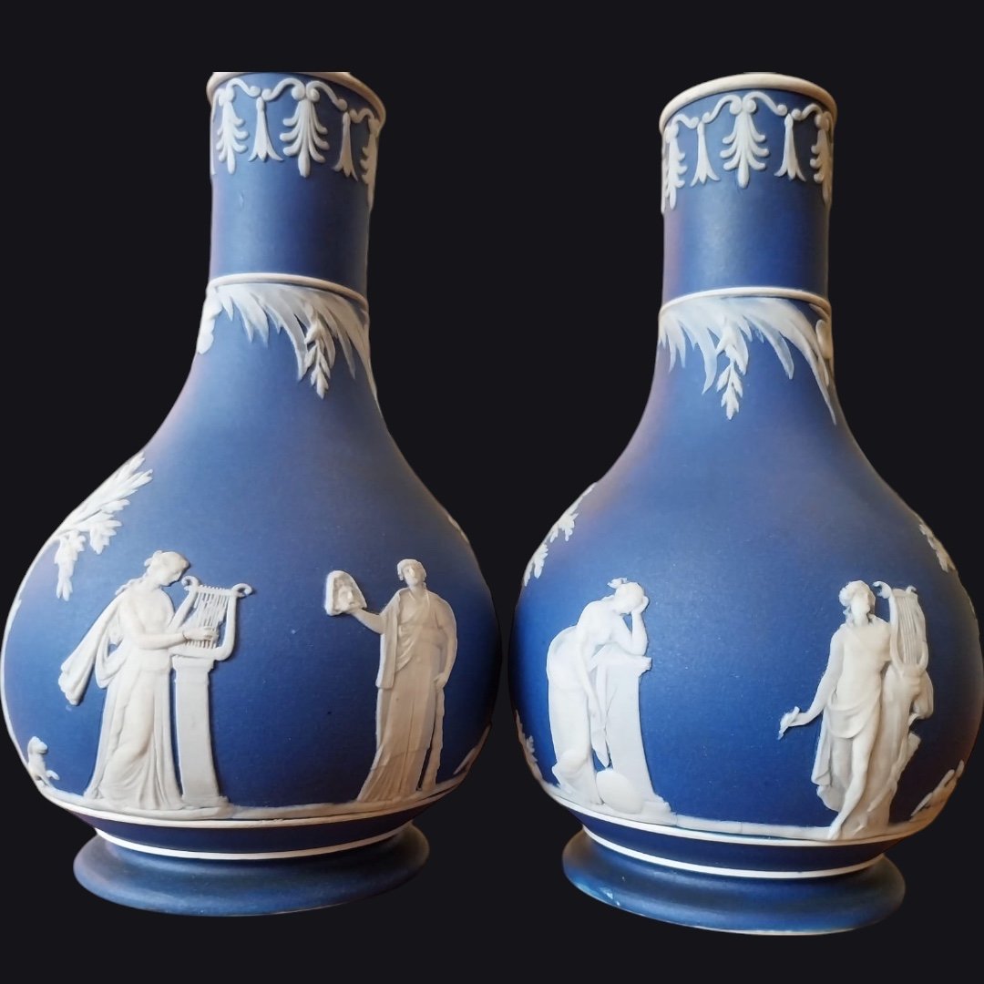 Pair Of Wedgwood Porcelain Vases, Late 19th Century-photo-2