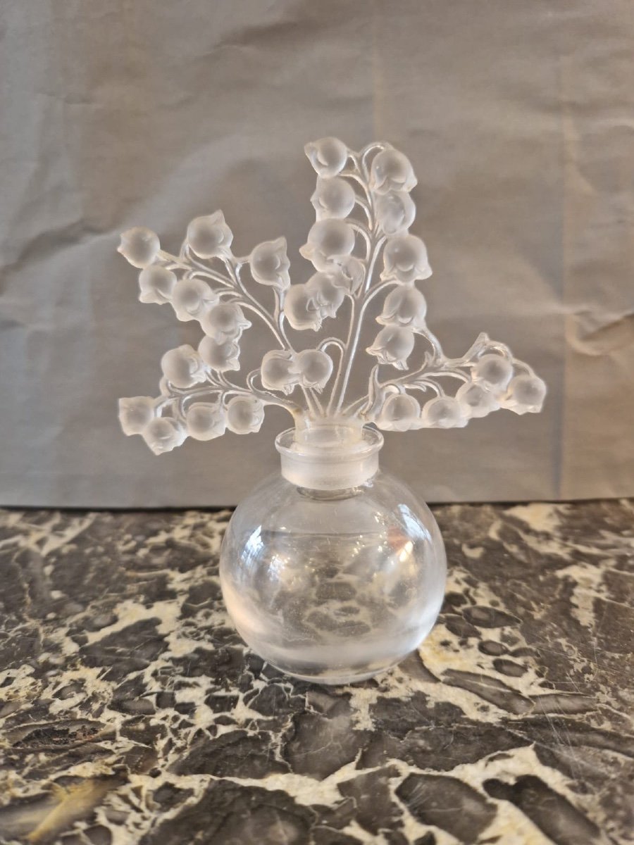 Lalique France, Lily Of The Valley Bottle-photo-1