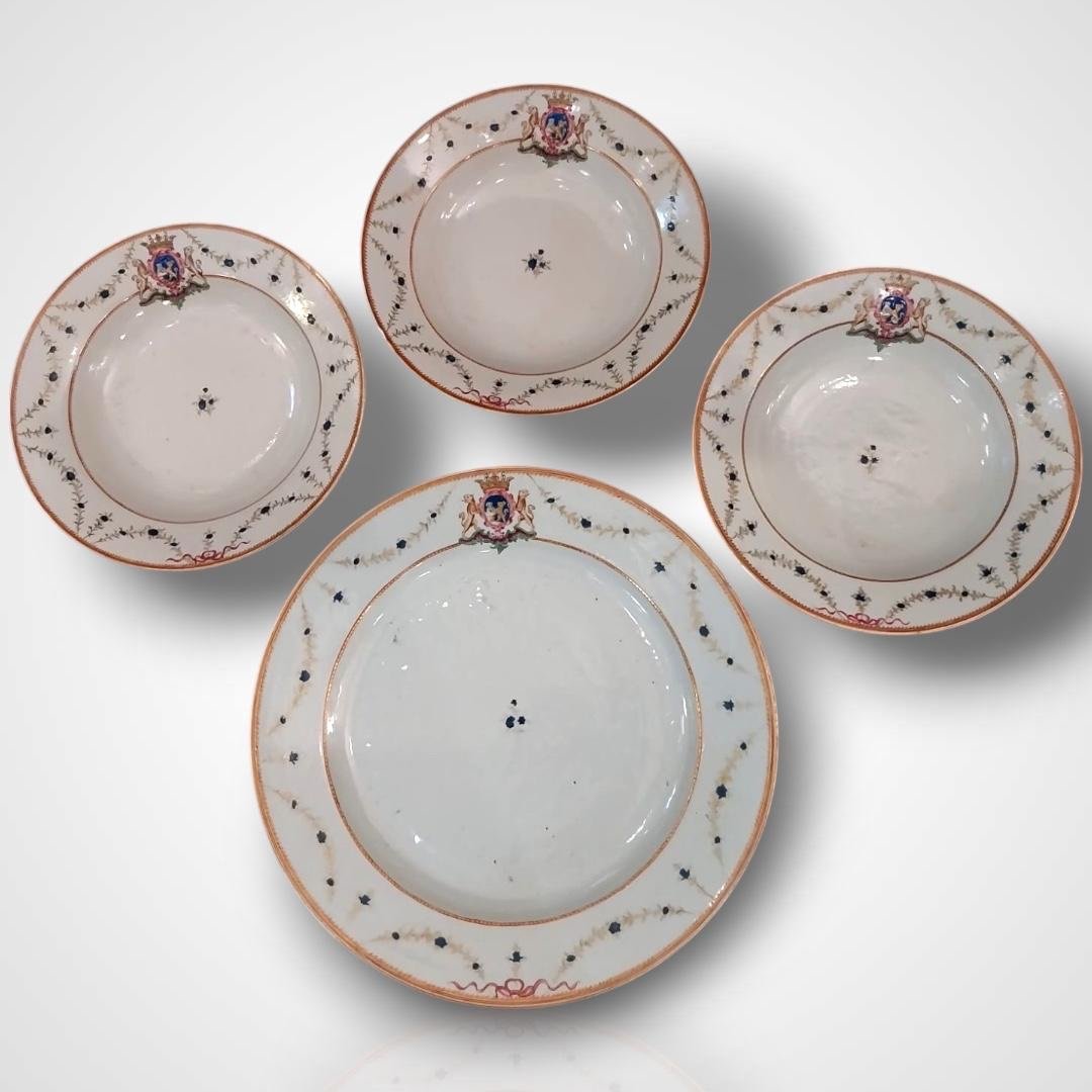 Ensemble d’assiettes en porcelaine, Compagnie Des Indes XVIIIe