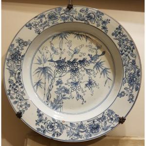 Compagnie Des Indes, Deep Plate In Blue White Porcelain, 18th C.