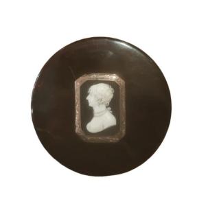 Boîte en écaille décor “Profil d’une Femme”, époque XIXème 