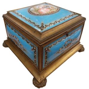 Box - Jewelry Box, Bressan Enamels And Bronze, 19th Century.