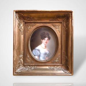 Framed Portrait Of A Woman In Enameled Porcelain, 19th Century