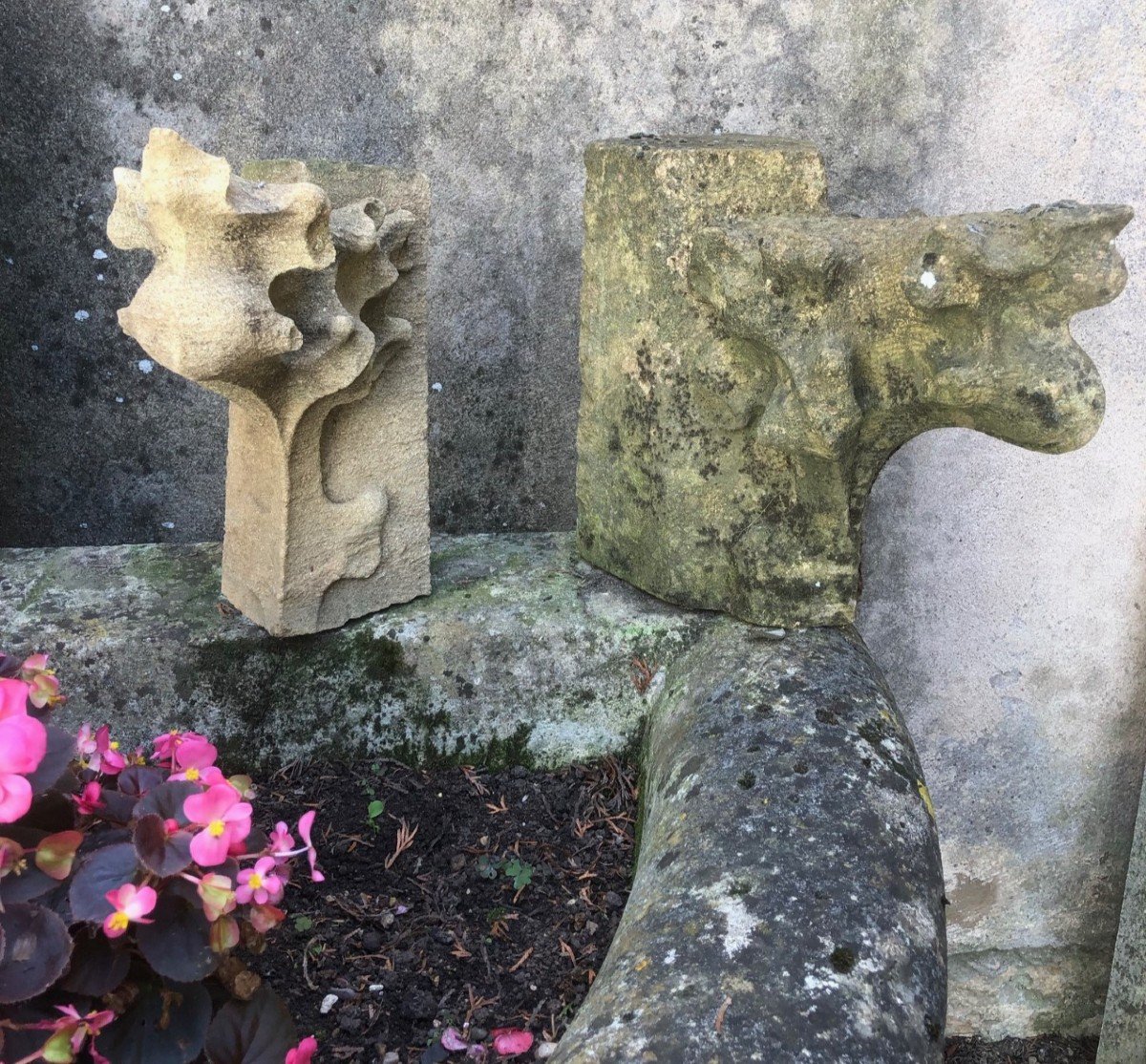 Proantic: Sculpture Surdimensionnée En Forme De 3 Champignons