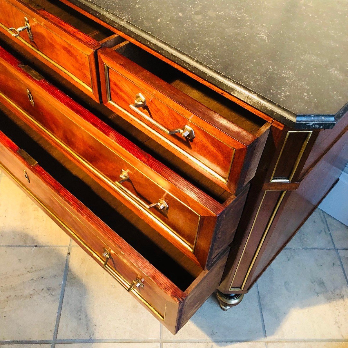 18th Century Chest Of Drawers From The Louis XVI Period-photo-3