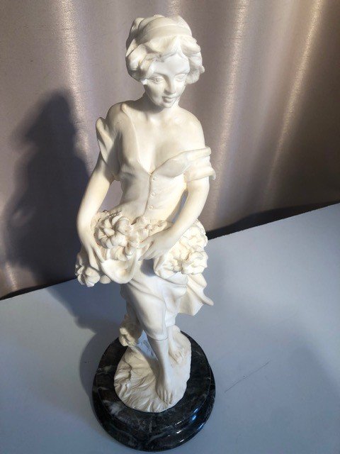 Statue Of A Young Woman In Seravezza Marble, 19th Century-photo-4