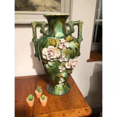 Grand vase « Barbotine » décor floral XIXe