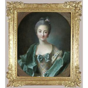 Louis Tocqué (1696-1772) Attribué. Portrait D’une Dame De Qualité  Vers 1740