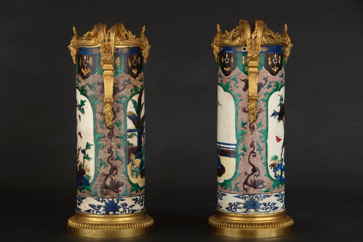 Pair Of Cylindrical Vases In China From Verde Family-photo-2