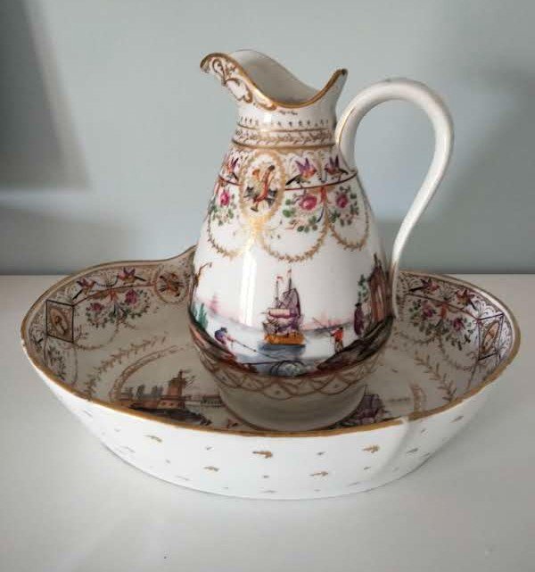 Pitcher And Its 18th Century Verneuilh Bordeaux Porcelain Bowl-photo-2
