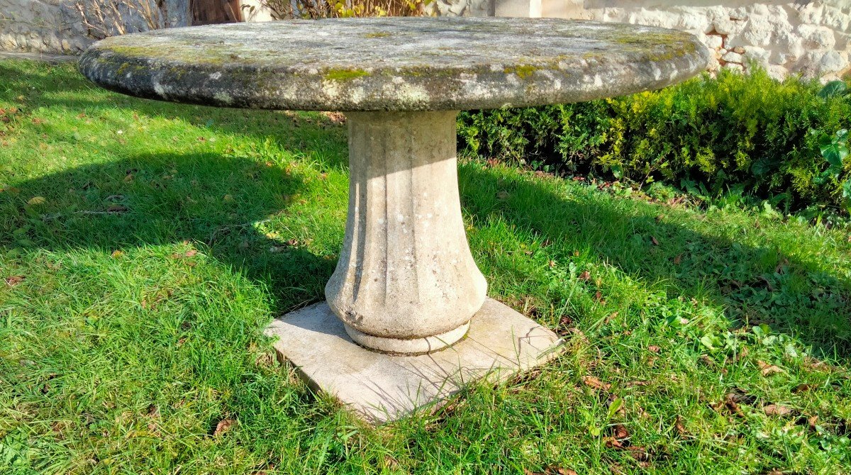 Reconstituted Stone Table-photo-2