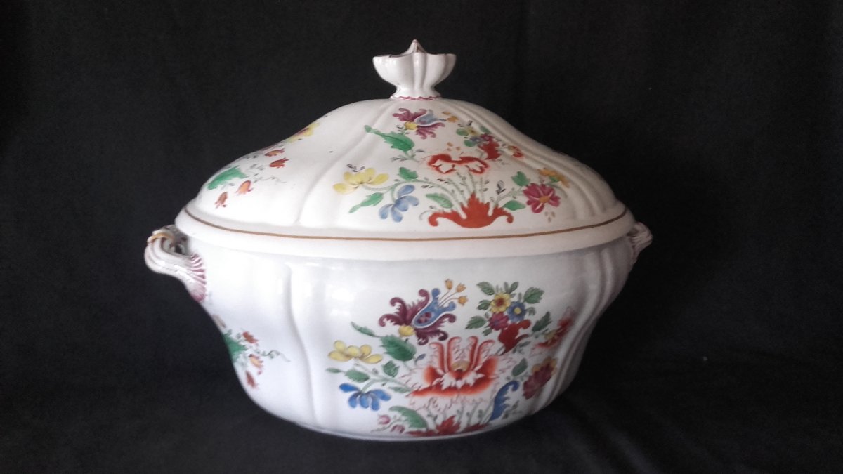 Tureen Porcelain Doccia Al Tulipano XVIII