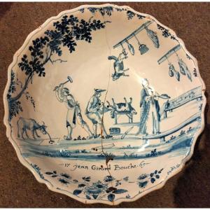 Patronymic Salad Bowl Nevers Trade 18th Century