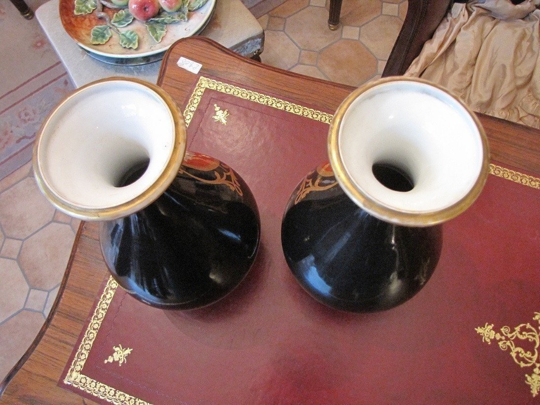 Pair Of Antique Vases-photo-3