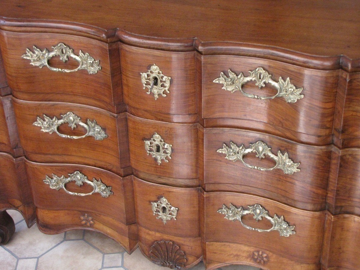 Louis XV Chest Of Drawers