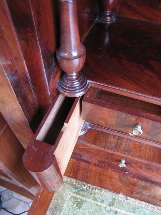 Mahogany Secretary With Doors-photo-2