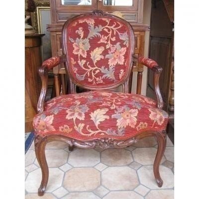 Fauteuil Louis XV éstampillé