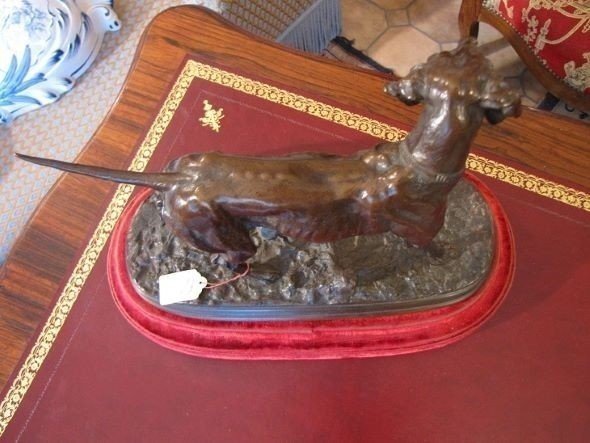 Bronze Dog-photo-1