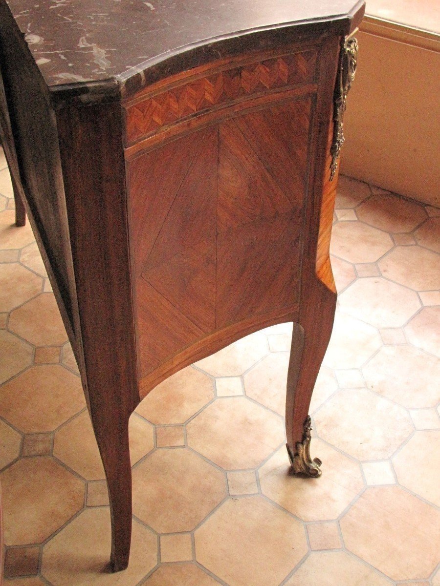 Commode transition-photo-1