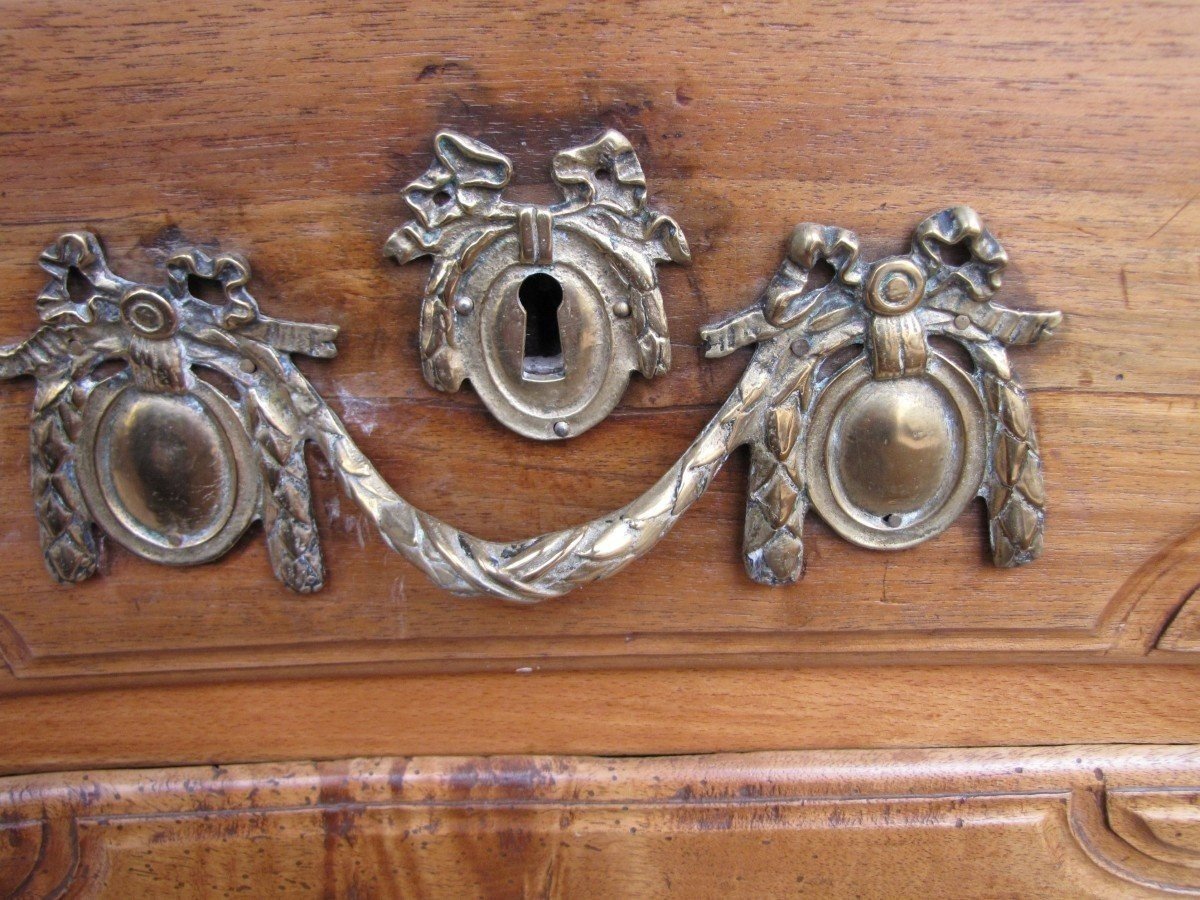 Louis XV Chest Of Drawers