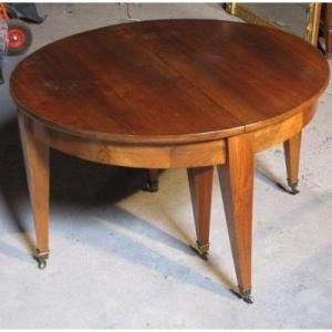 Small 6 Leg Table