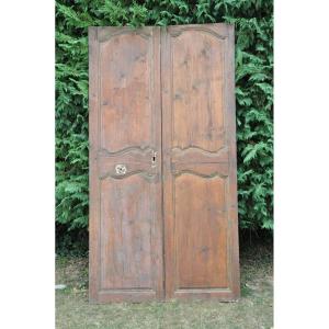 Old Double-sided Double-leaf Communication Door To Be Restored 