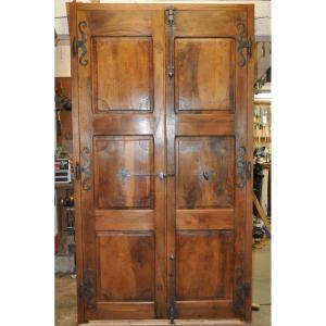 Antique Double-leaf Double-sided Walnut Communication Door From The Eighteenth Century 