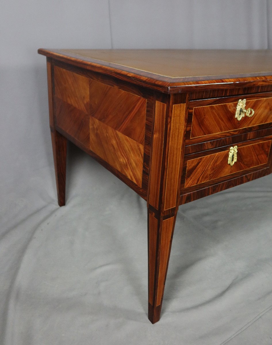 XVIII Marquetry Desk-photo-4