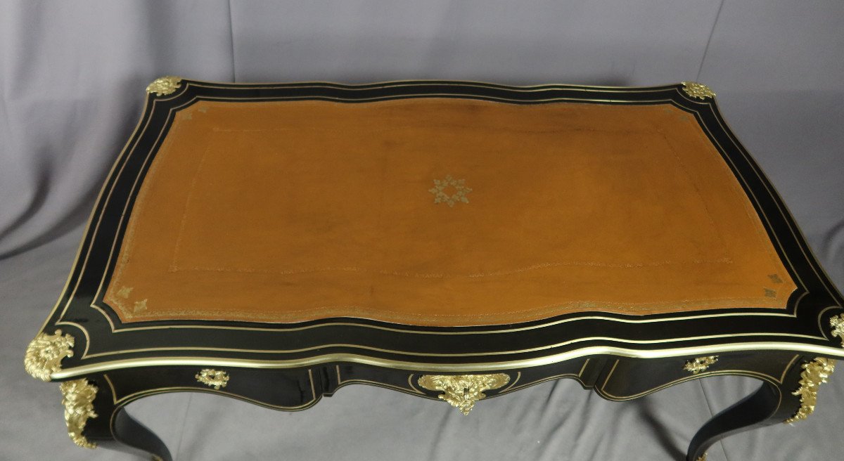 Louis XV Desk-photo-1
