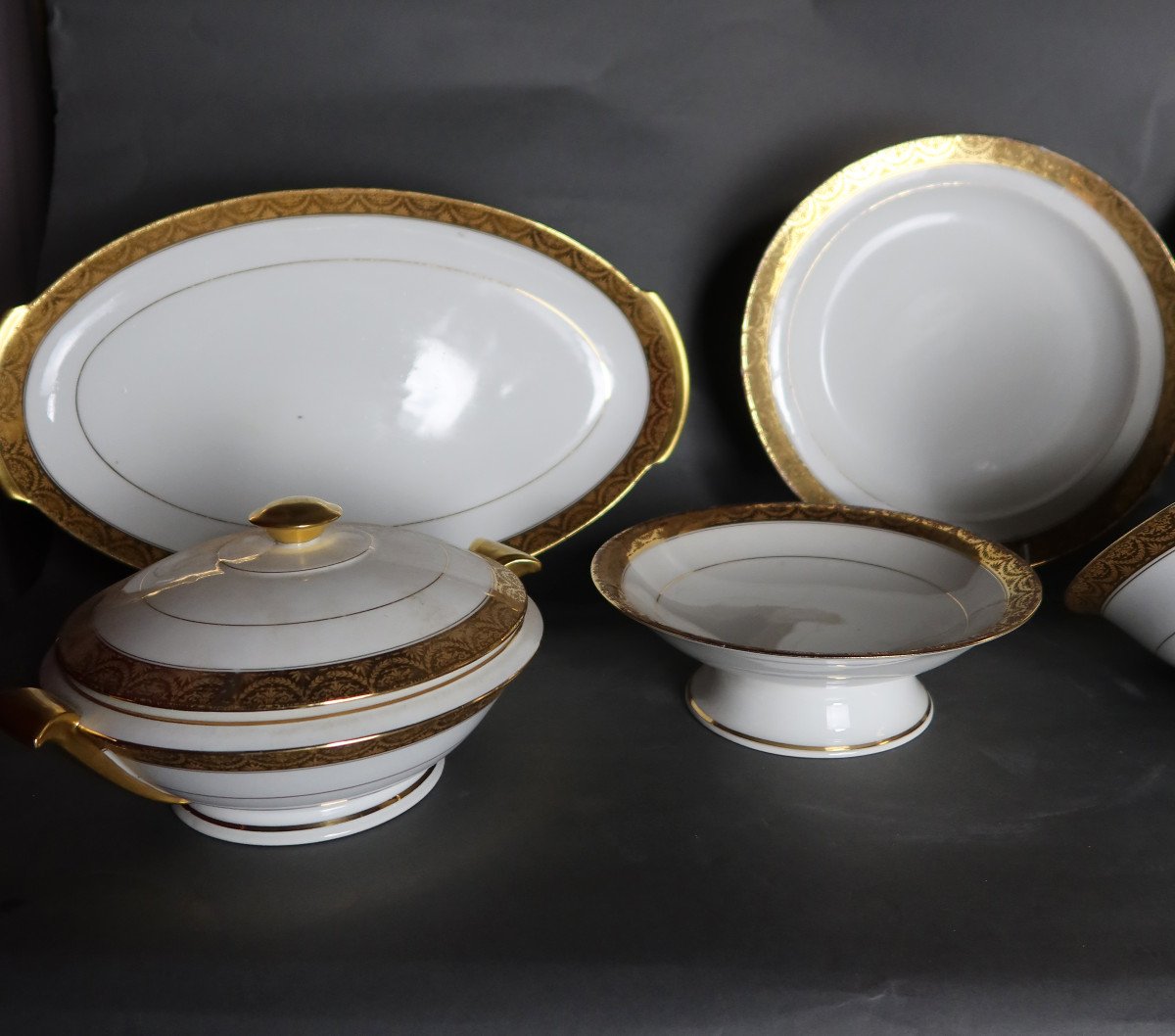 Ledrappier Limoges Porcelain Service-photo-4