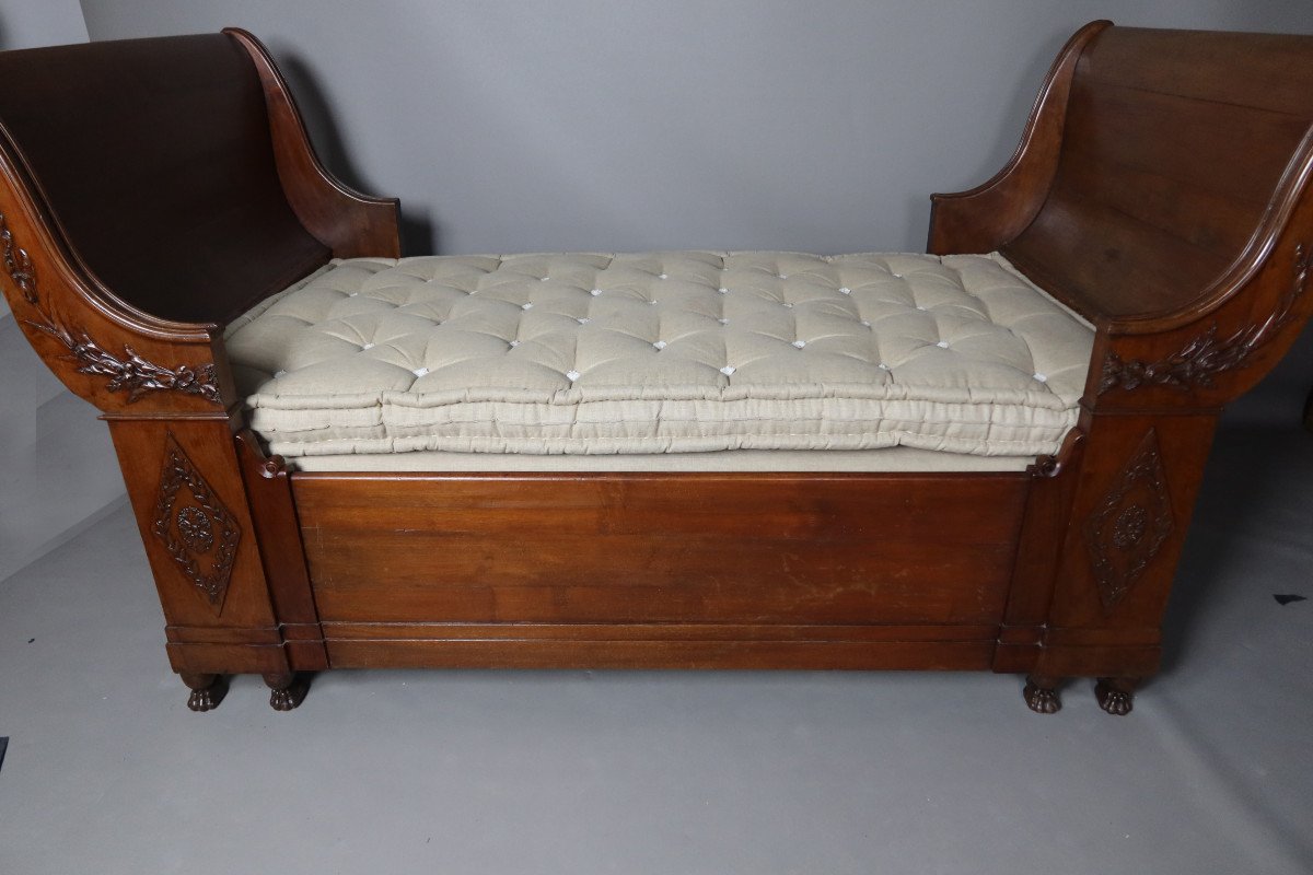 XIXth Restoration Bed-photo-7